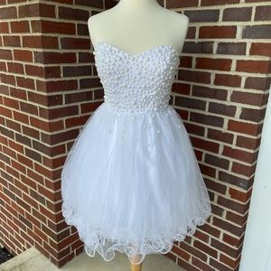White “Partytime” homecoming dress 🤍